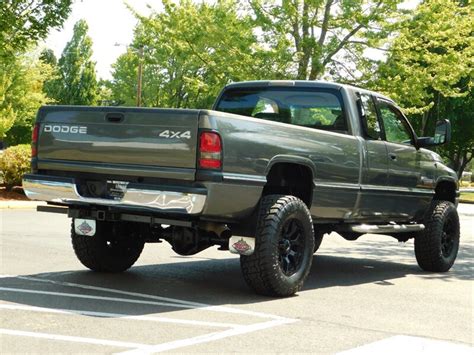 2002 Dodge Ram 2500 4x4 59l Cummins Diesel 5 Speed Manual Lifted