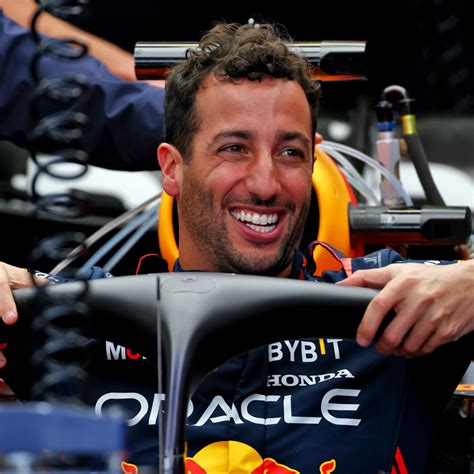 BOTECO F1 On Twitter Daniel Ricciardo Dentro Do RB19 Neste Final De