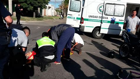 Una Mujer Sufrió Graves Heridas Al Caer De Su Bicicleta