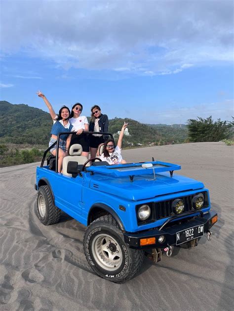 Wisata Jeep Offroad Gumuk Pasir Pantai Parangtritis Yogyakarta