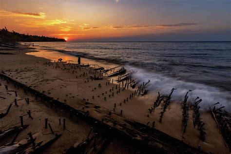 Shipwreck on Lake Superior Photograph by Craig Sterken - Fine Art America