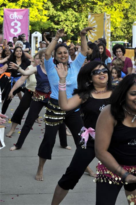 Bollywood flash mob dance performance surprises Ann Arbor Summer ...