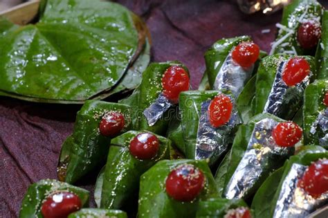 Sweet Paan Meetha Pan Betel Leaves Mouth Freshener Traditional