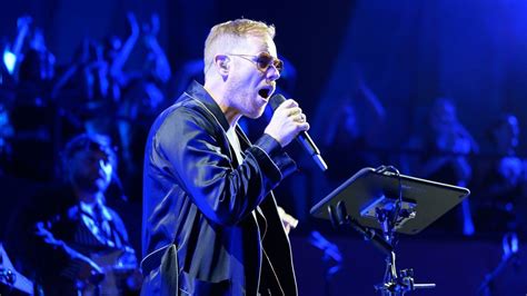 Peter Fox Spielt Am Seaside Beach