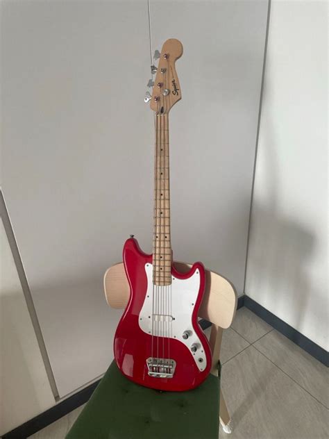 Bass Fender Squier P jazz, Hobbies & Toys, Music & Media, Musical ...