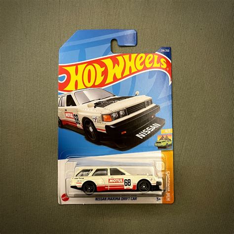 Hot Wheels風火輪 Nissan Maxima Drift Car 象牙白 HW Wagons 全新收藏品 模型車 玩具 收藏 書籍休閒與玩具 玩具公仔桌