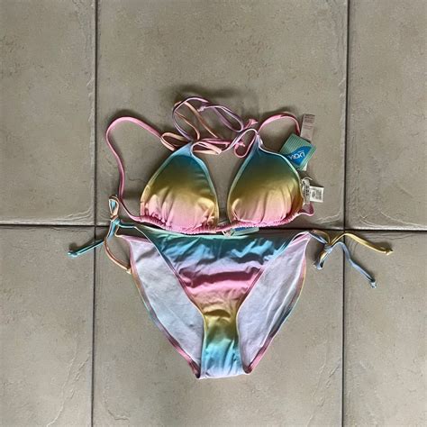 BNWT Bikini Set Women S Fashion Swimwear Bikinis Swimsuits On Carousell