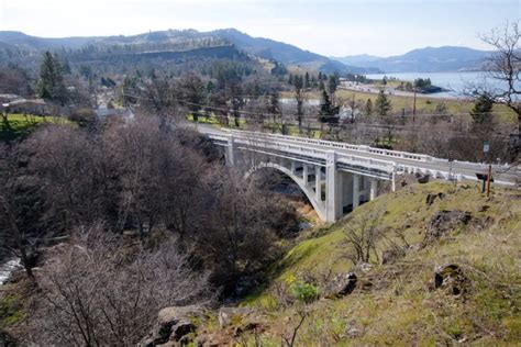 5 fun things to do in Mosier Oregon - The Gorge Guide