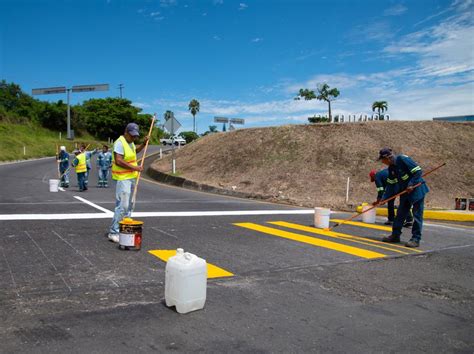 Realiza Ayuntamiento Trabajos De Balizamiento En El Distribuidor Vial