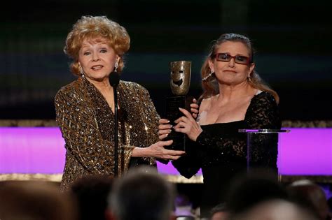 Debbie Reynolds Dies A Day After Daughter Carrie Fisher Abs Cbn News