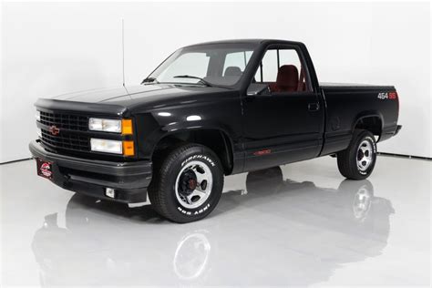 1990 Chevrolet 454 SS Pickup | Fast Lane Classic Cars