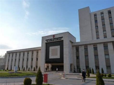 Hacettepe Niversitesi Di Hekimli I Fak Ltesi Ne Nerede