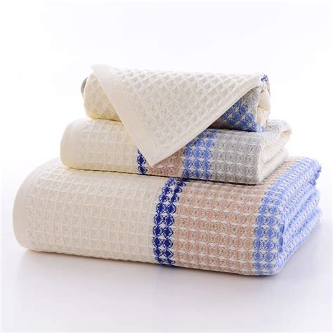 Amazon IDORESPELL Red Blue Striped Waffle Weave Bath Towel Sets