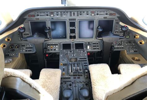 Cessna 680 Cockpit