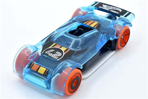 Onmoty Hot Wheels