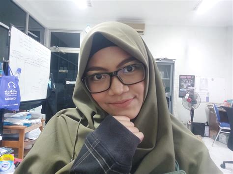 Review Make Over Powerstay Nude Series Lip Cream No 10 Di Kulit Sawo Matang B A C A R E V I E W