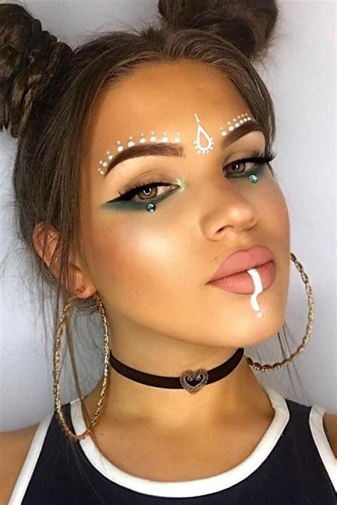 30 Creative Festival Makeup Looks To Match Your Outfit Simli Makyaj