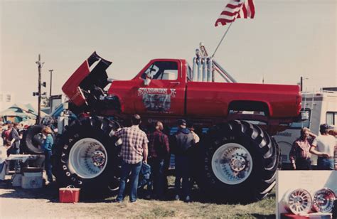 Even More Vintage Monster Truck Photos!