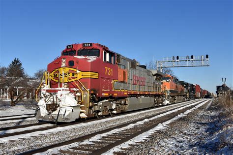 Old School Bnsf Bnsf Warbonnet C W Leads The Brcgal Flickr