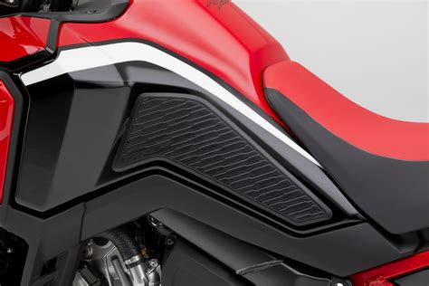 Seitliche Tankprotektoren für Honda CRF1100L Africa Twin original 2020