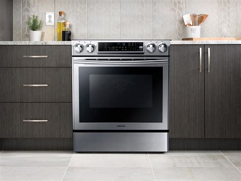 5.8 cu. ft. Slide-In Range in Stainless Steel (NE58F9500SS) | Samsung US