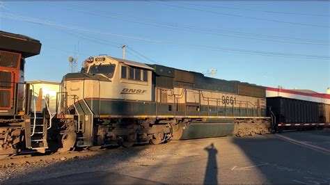 27 Trains Ft Exec SD70MAC Soo Line Private Car Race With Amtrak