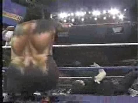 Wwf giant gonzalez vs the undertaker summerslam 1993 Vídeo