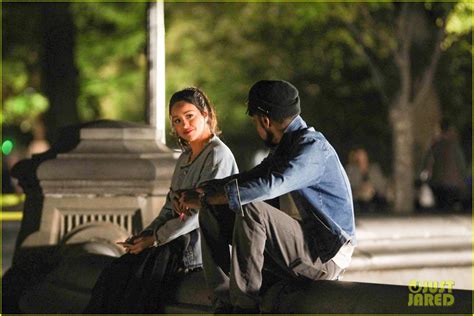 Gina Rodriguez & Lakeith Stanfield Have the Most Adorable Moment While ...