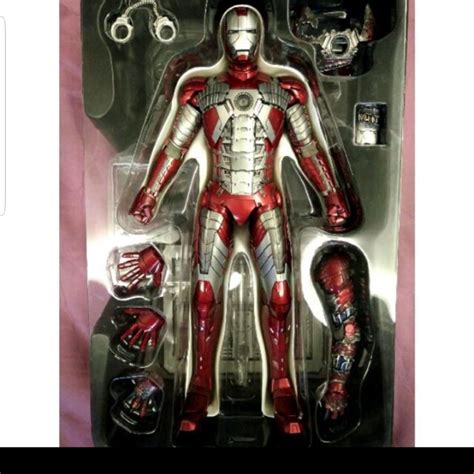 Hot Toys Iron Man Mark Hobbies Toys Toys Games On Carousell