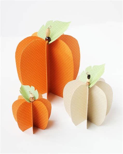 Easy Paper Pumpkins - Positively Splendid {Crafts, Sewing, Recipes and ...