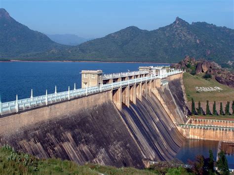 Tamilnadu Tourism Manimuthar Dam Kallidaikurichi