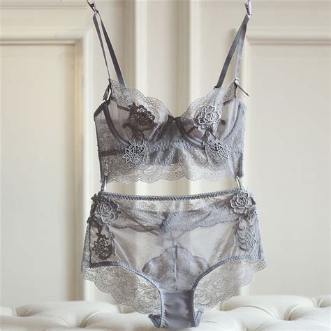 Пин на доске Lingerie