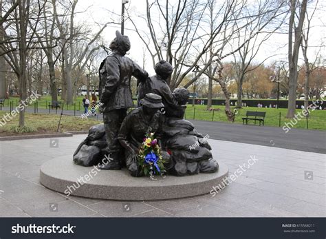 Vietnam Nurses Memorial Stock Photo 615568211 | Shutterstock