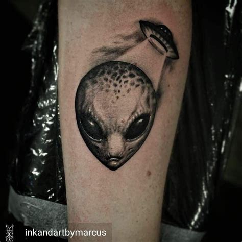 Best Alien Tattoo Designs You Need To See Outsons In