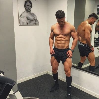 Post Hot Hunks Stuff Tumblr Tumbex