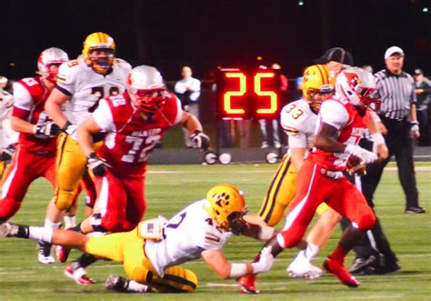 Mentor Cardinals Vs St Ignatius Wildcats Explore Edrost Flickr