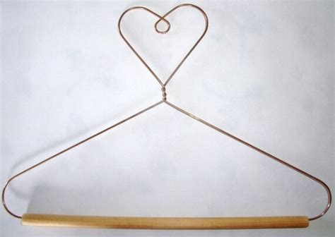 Wire Hanger for Quilts or other Wall Hangings. Sizes 3 12