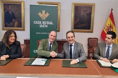 El Colegio de Farmacéuticos de Jaén renueva su convenio con Caja Rural