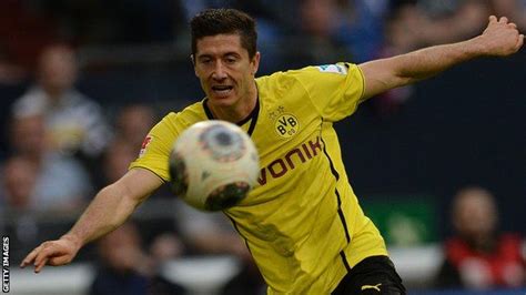 Robert Lewandowski To Join Bayern Munich From Borussia Dortmund Bbc Sport