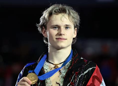 Gpf Men S Free Skating Malinin Leads Kagiyama And Sato On Podium