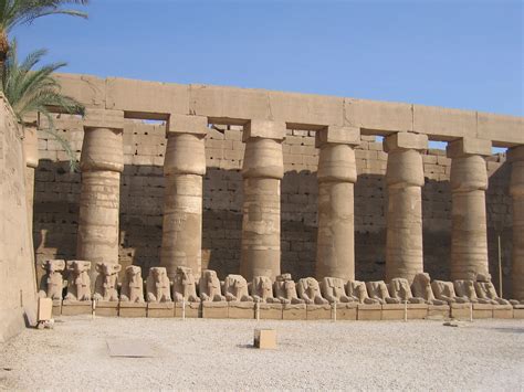 Esfinges En El Templo De Karnak Luxor Daniel Villoldo Flickr