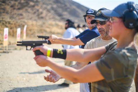 Tactical Beginner 5 Hour Basic Handgun Course With Mike Lazarus