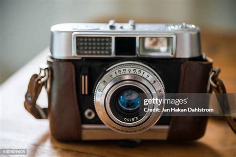 Old School Film Camera Photos and Premium High Res Pictures - Getty Images