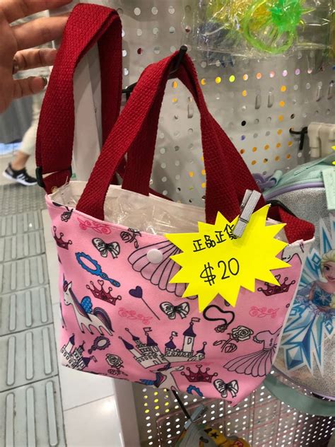 全新斜孭手挽袋。。 實用袋 女裝 手袋及銀包 Tote Bags Carousell