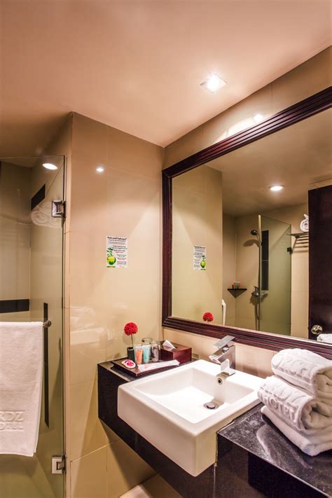 Rooms Superior King No Window Jayakarta Hotel Orchardz Hotel Jayakarta