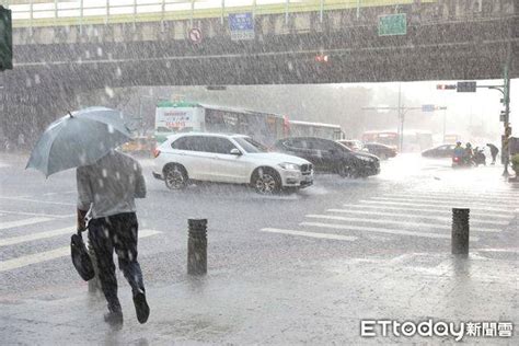 鋒面擺盪！雷雨彈砸5天 連2天南部雨比北部猛 Ettoday新聞雲 Line Today