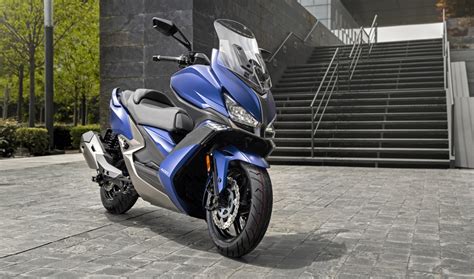 XCITING S 400c C EL NUEVO MEGASCOOTER DE KYMCO Motos Calvet