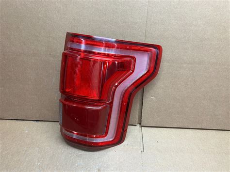 Oem 2015 2016 2017 Ford F 150 Led Tail Light Right Side Rh Ebay