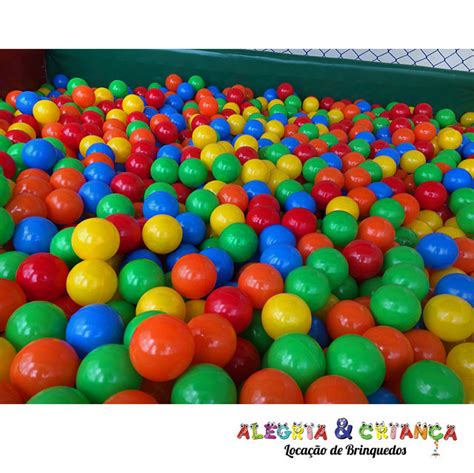 Piscina De Bolinhas Escorregador E Gangorra Aluguel De Brinquedos