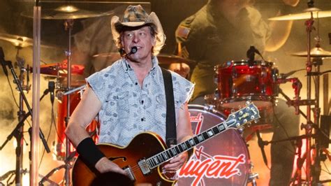 Ted Nugent Shares His Thoughts On The Best Rock Guitarists 97 1fm The